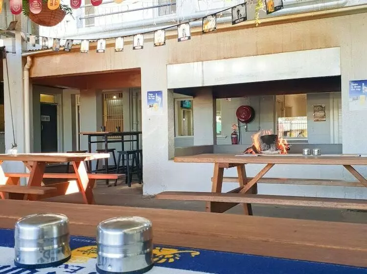 The Australian Hotel St George