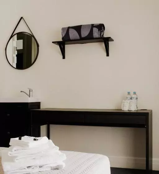 The Australian Hotel St George