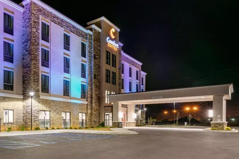 هتل Comfort Suites North Tupelo