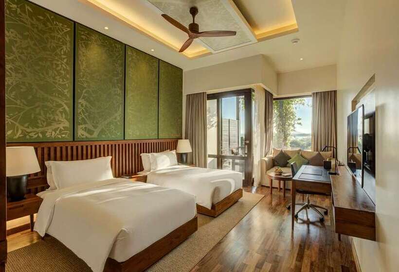 Doubletree By Hilton Weerawila Rajawarna Resort