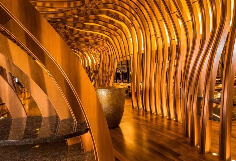 Doubletree By Hilton Weerawila Rajawarna Resort