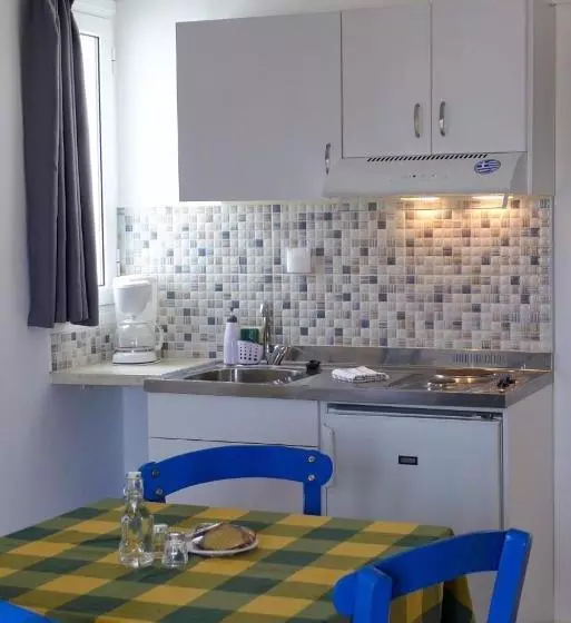 ホテル Helios Studios & Apartments