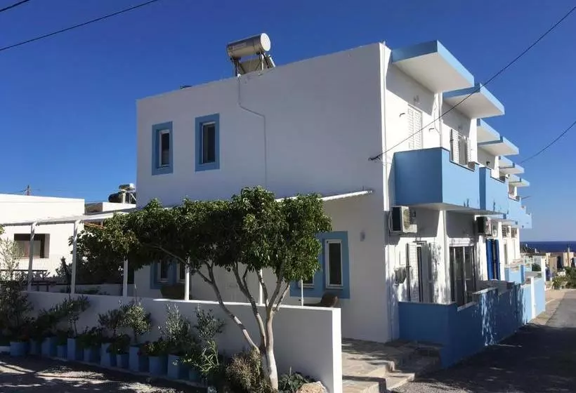 ホテル Helios Studios & Apartments