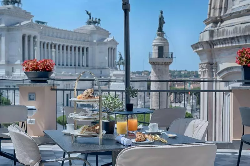 Hotel NH Collection Roma Fori Imperiali