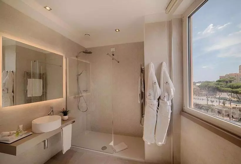 Hotel NH Collection Roma Fori Imperiali