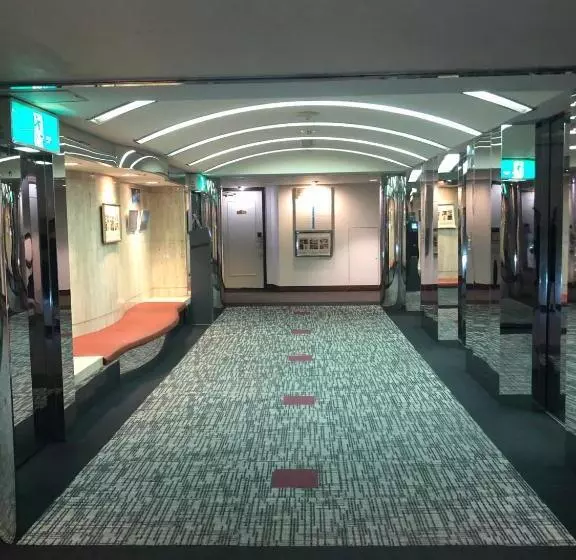 Отель Clio Court Hakata