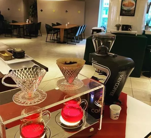 Отель Clio Court Hakata