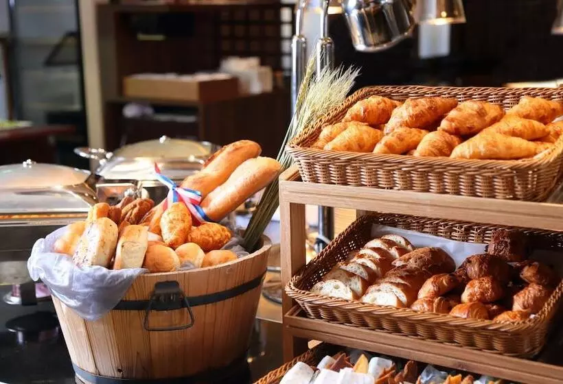 Отель Osaka Tokyu Rei