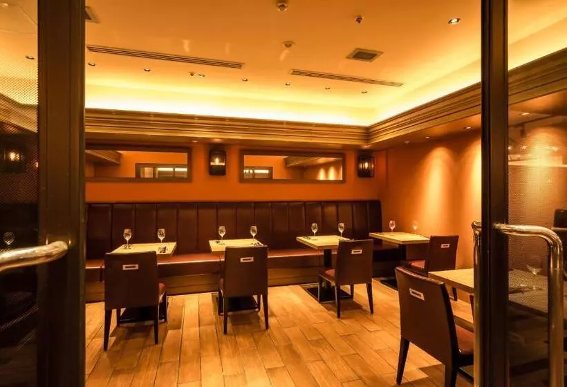 Отель Osaka Tokyu Rei