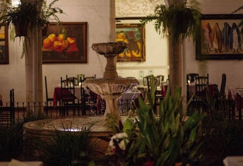 Otel Meson Del Marques