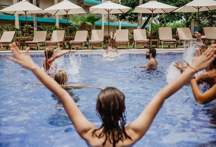 Отель Suites Villasol