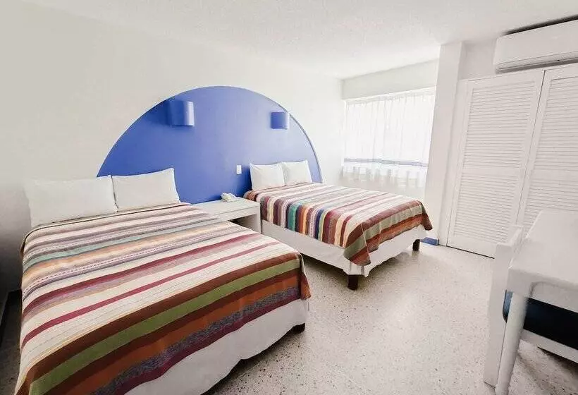 Отель Suites Villasol