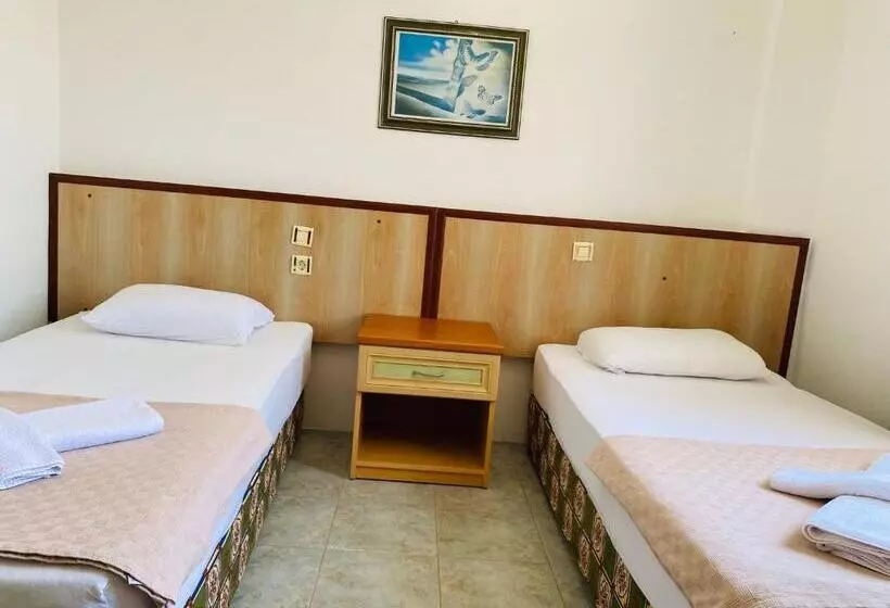 Fora Apart Otel Cesme