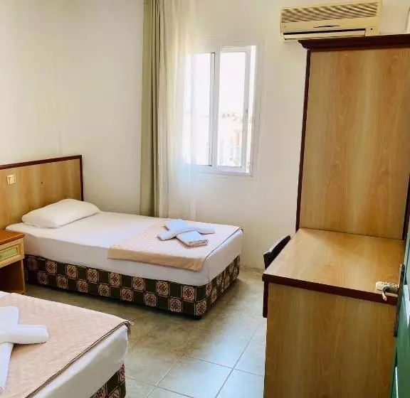 Fora Apart Otel Cesme