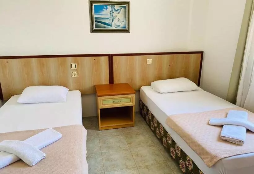 Fora Apart Otel Cesme