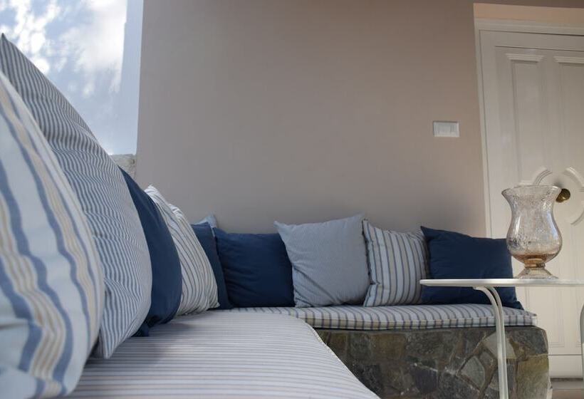 Ktima Grammeno Beachside Villa