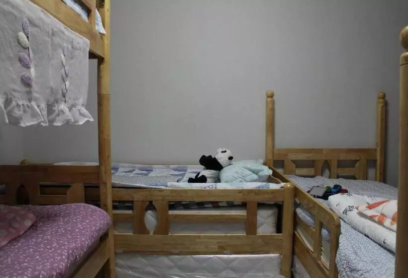 Retkeilymaja Dasan House