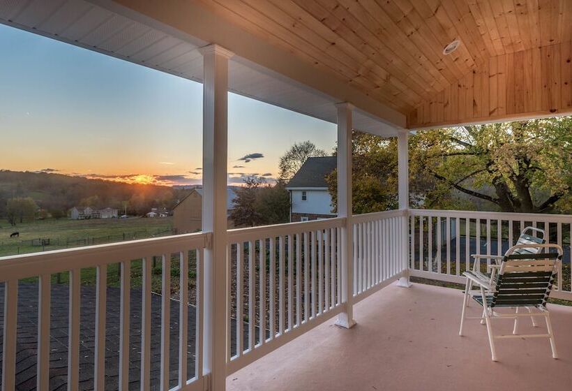 Frush Farm Bed & Breakfast