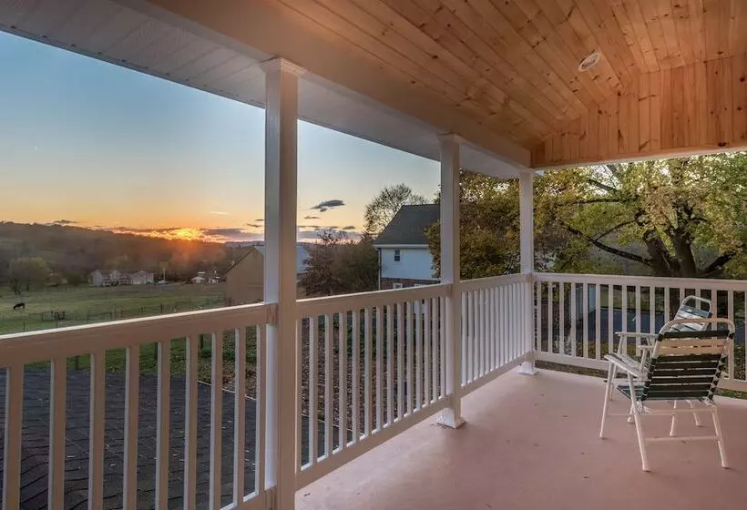 Frush Farm Bed & Breakfast