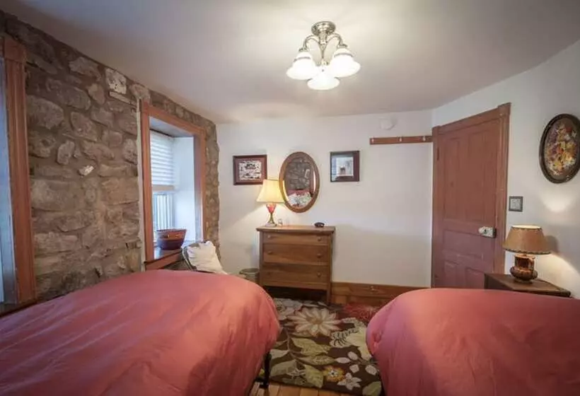 Frush Farm Bed & Breakfast