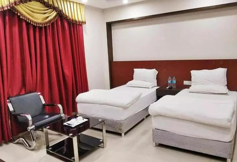 Bodhgaya Seven Inn Hotel N Restaurant