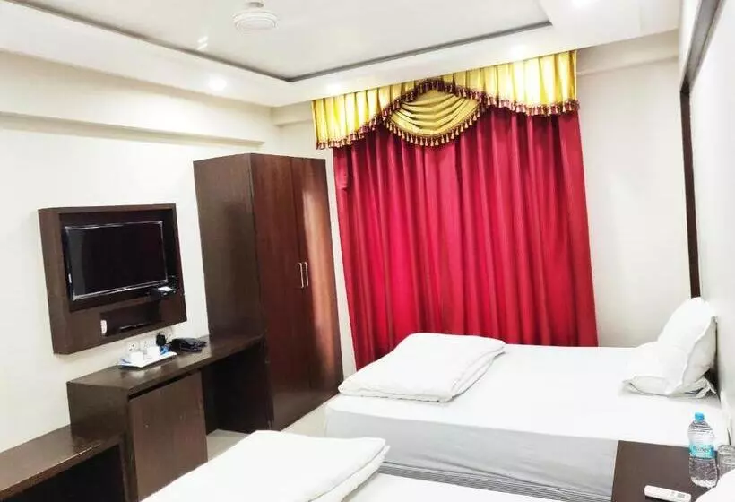 Bodhgaya Seven Inn Hotel N Restaurant