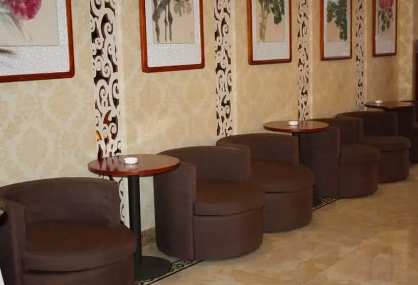 ホテル Greentree Inn Baoding Xiong County Xiongzhou Road Express