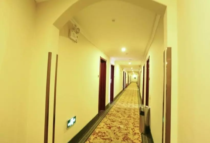 Hotelli Greentree Inn Anhui Fuyang Taihe South Xiyang Road Business