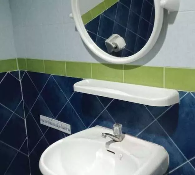 Hotelli Khrue Wan Resort