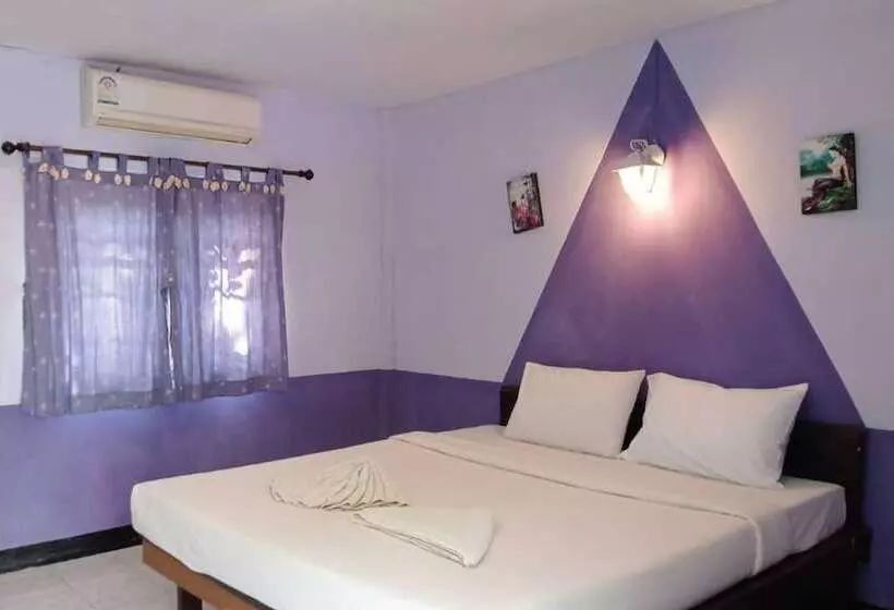 Hotelli Khrue Wan Resort