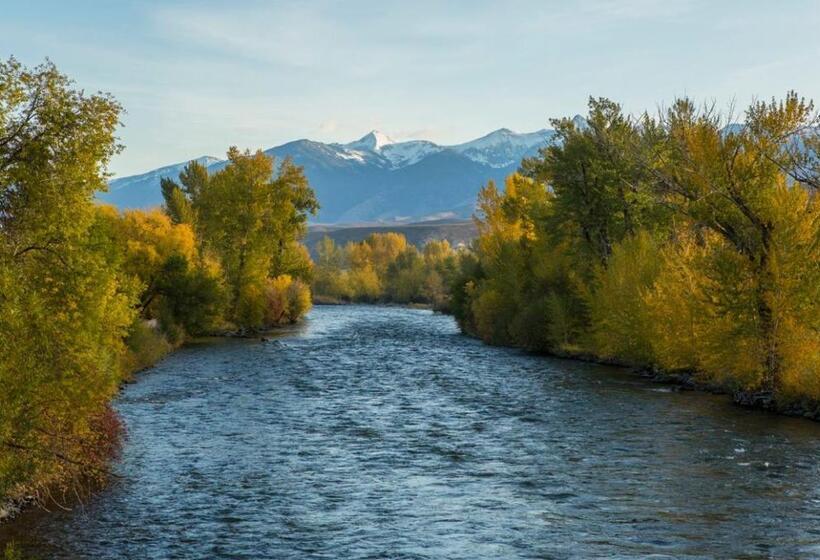 酒店 The Stagecoach Inn