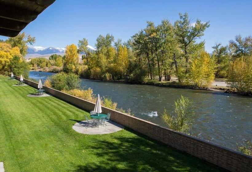 酒店 The Stagecoach Inn