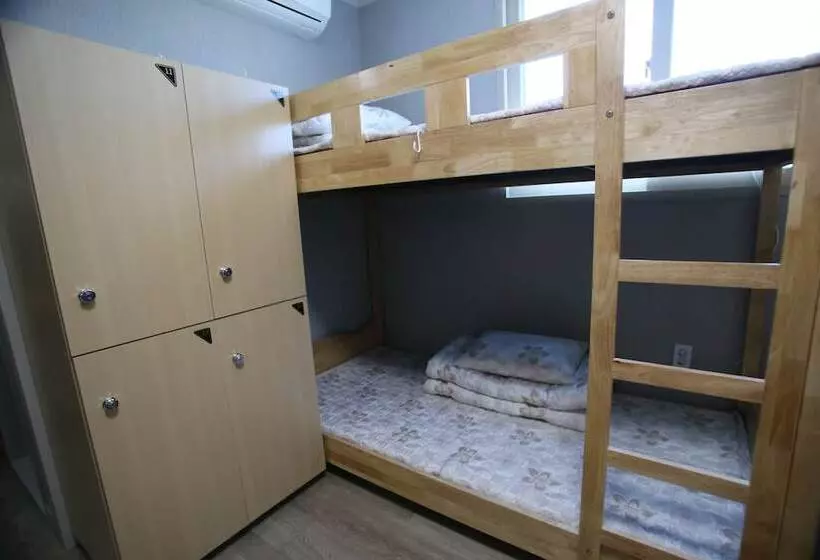 Namu Guesthouse & Pension   Hostel