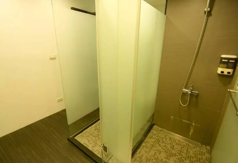 پانسیون Taipei Breeze Guesthouse