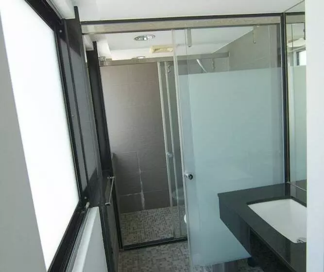 پانسیون Taipei Breeze Guesthouse