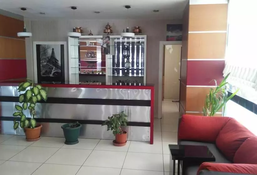 هتل Eriza Boutique