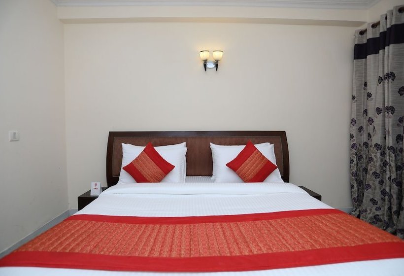 Отель Oyo 5528 Dlf Phase 4