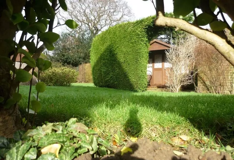 Majatalo De La Warr Guest House