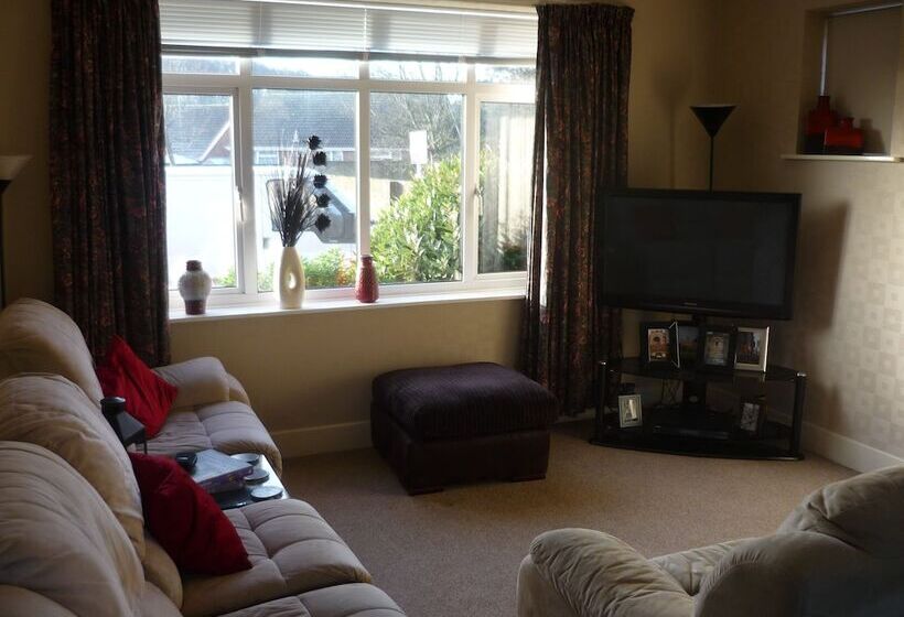 بنسيون De La Warr Guest House