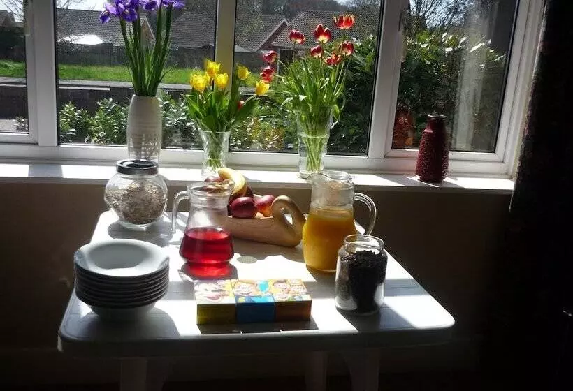 Majatalo De La Warr Guest House