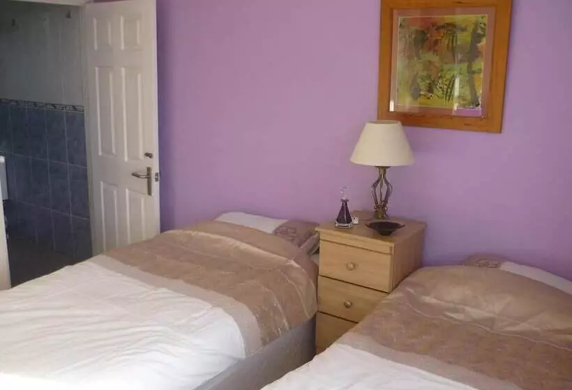 Majatalo De La Warr Guest House