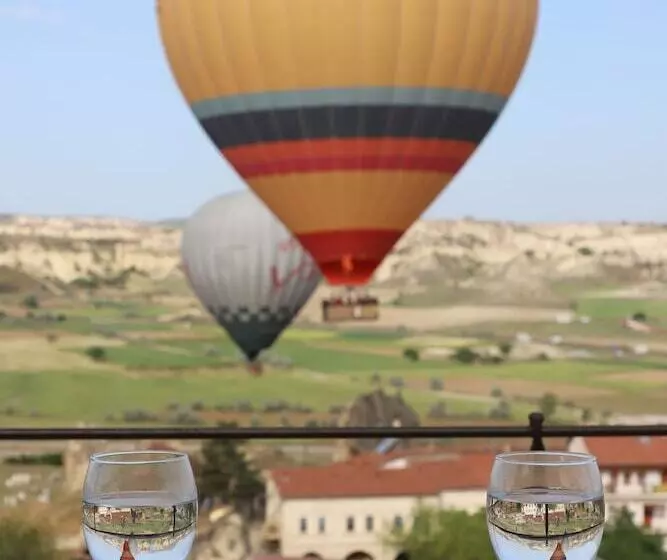 Hotelli Seki Cave Suites