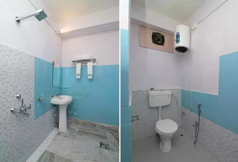 هتل Trimurty International By Oyo Rooms