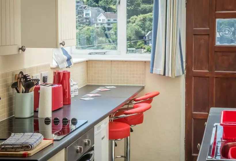 Looe Self Catering