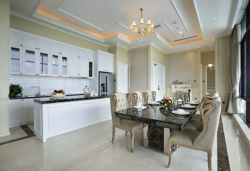 Panbil Residence Serviced Apartment