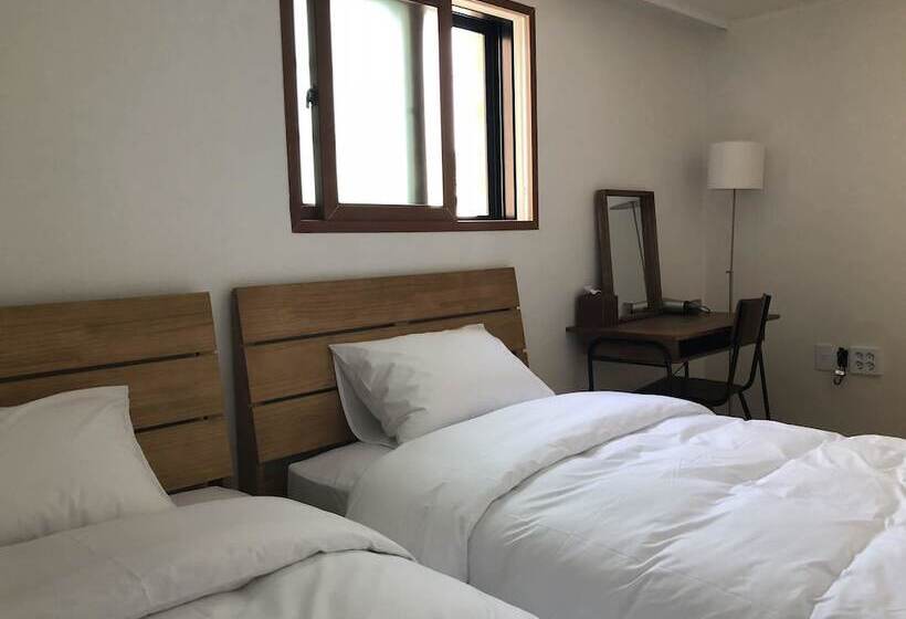 Ultari Hostel Jongno