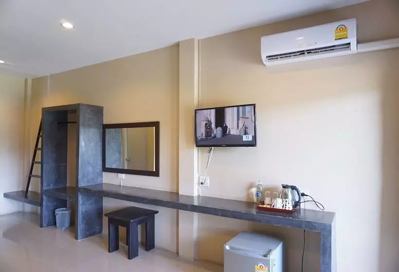 Ploenjai Hotel Ranong