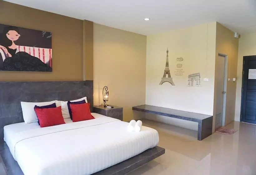 Ploenjai Hotel Ranong