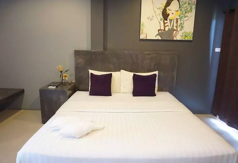 Ploenjai Hotel Ranong