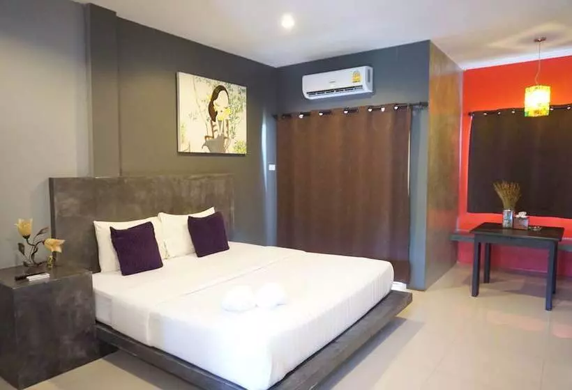 Ploenjai Hotel Ranong